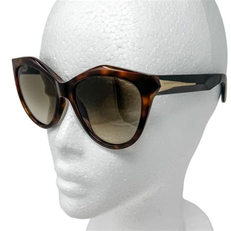 Givenchy Gv 7009/S Sunglasses 